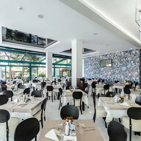 Mirage Medspa 4* エフォリエ・ノルド