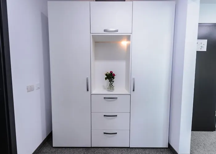 Mirage Medspa Hotel 4*