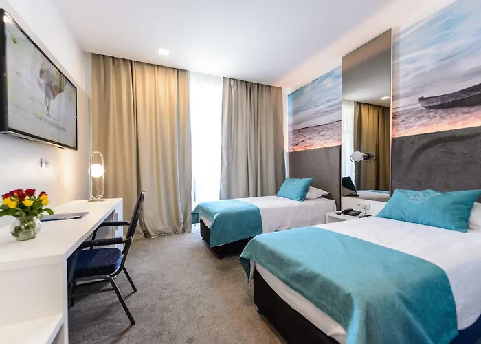 Hotel Mirage Medspa 4*